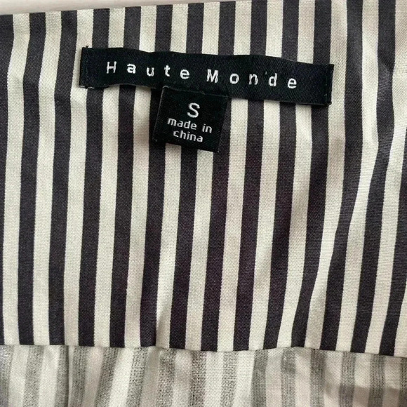 🆕Stripped Flounce Crop Top Twist Front S🆕 - Picture 7 of 10